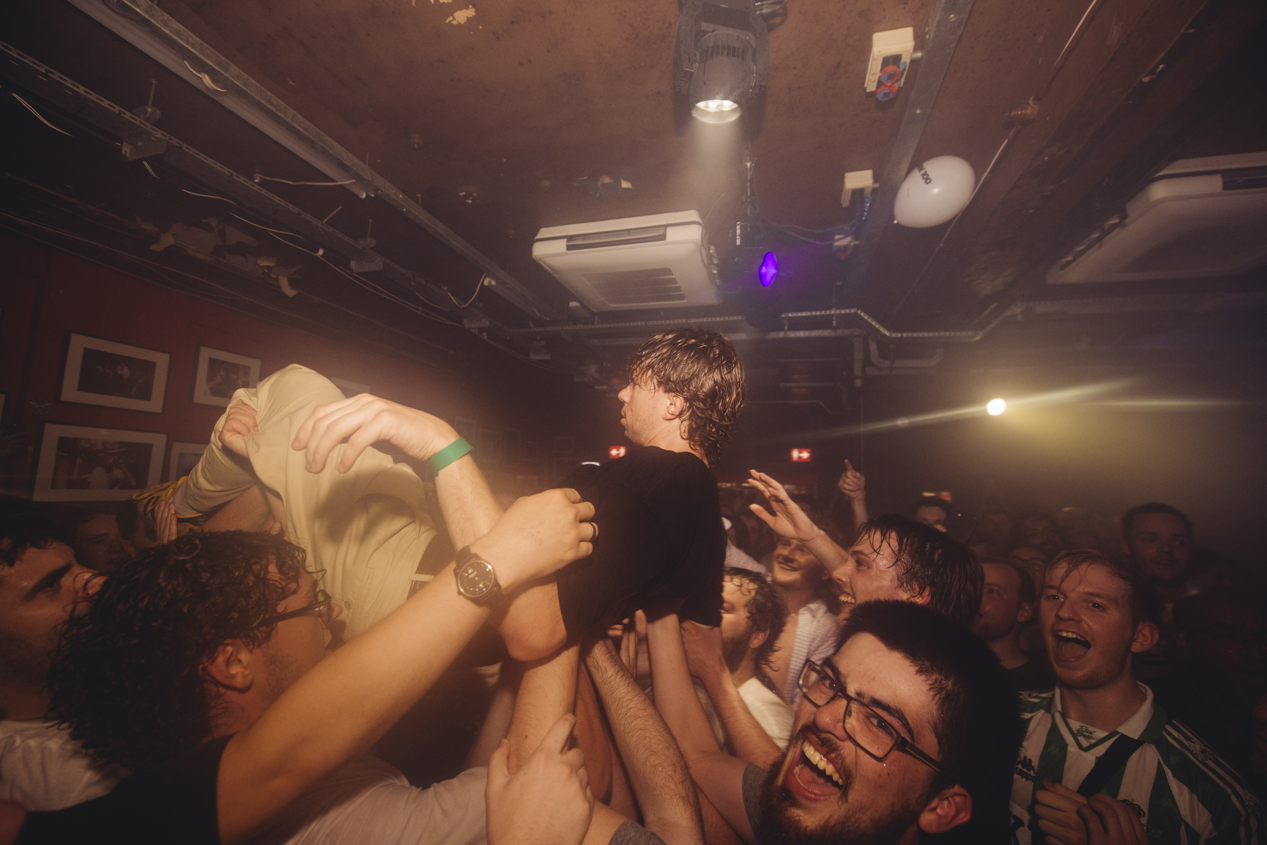 Welly bring the mayhem, Sports Team bring the carnage for Dork 100 at The 100 Club