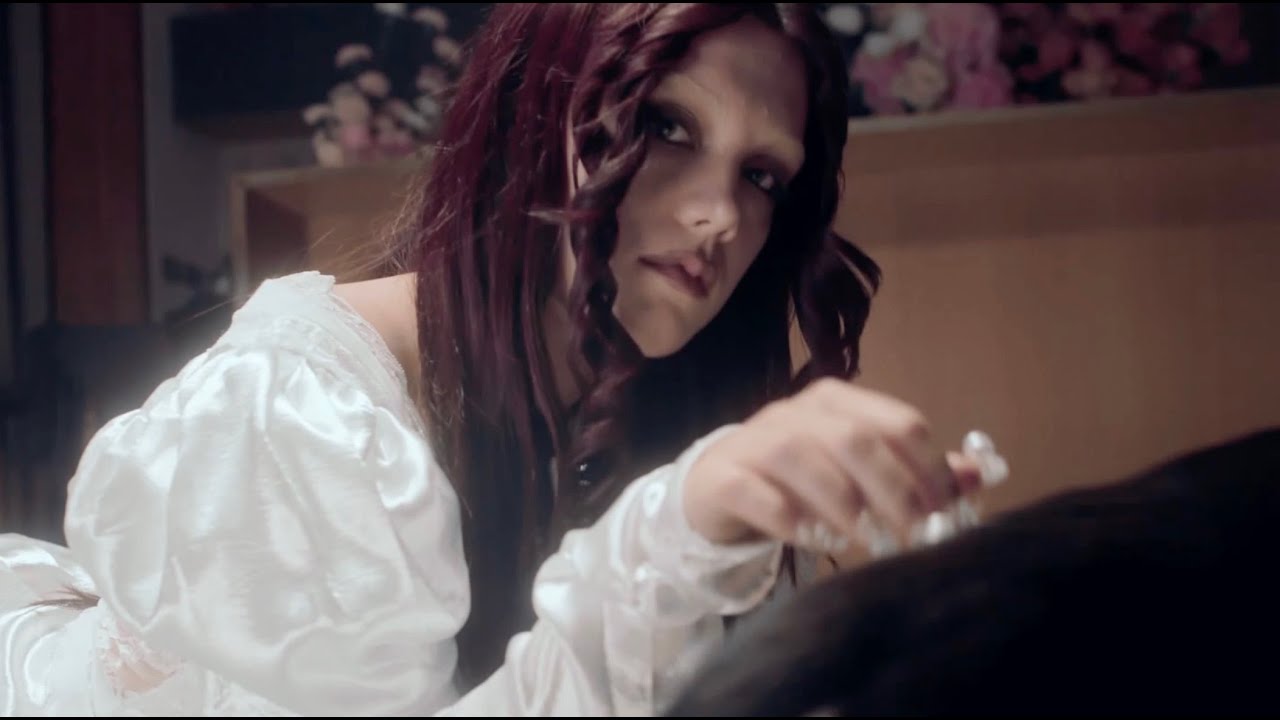 alessi rose - pretty world (visual + lyrics)