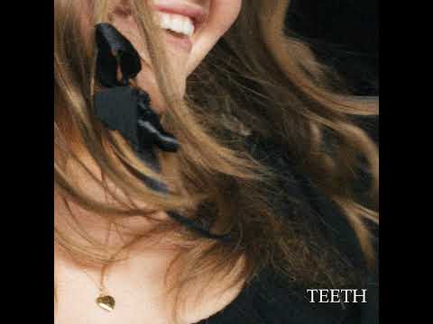Nell Mescal - Teeth (Official Audio)