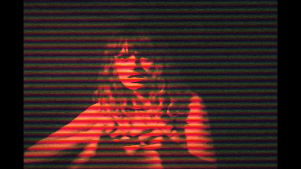 Chloe Slater - Tiny Screens (Music Video)