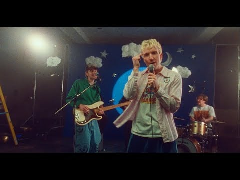 Good Neighbours - Keep It Up (Live from the Neighbourhood)