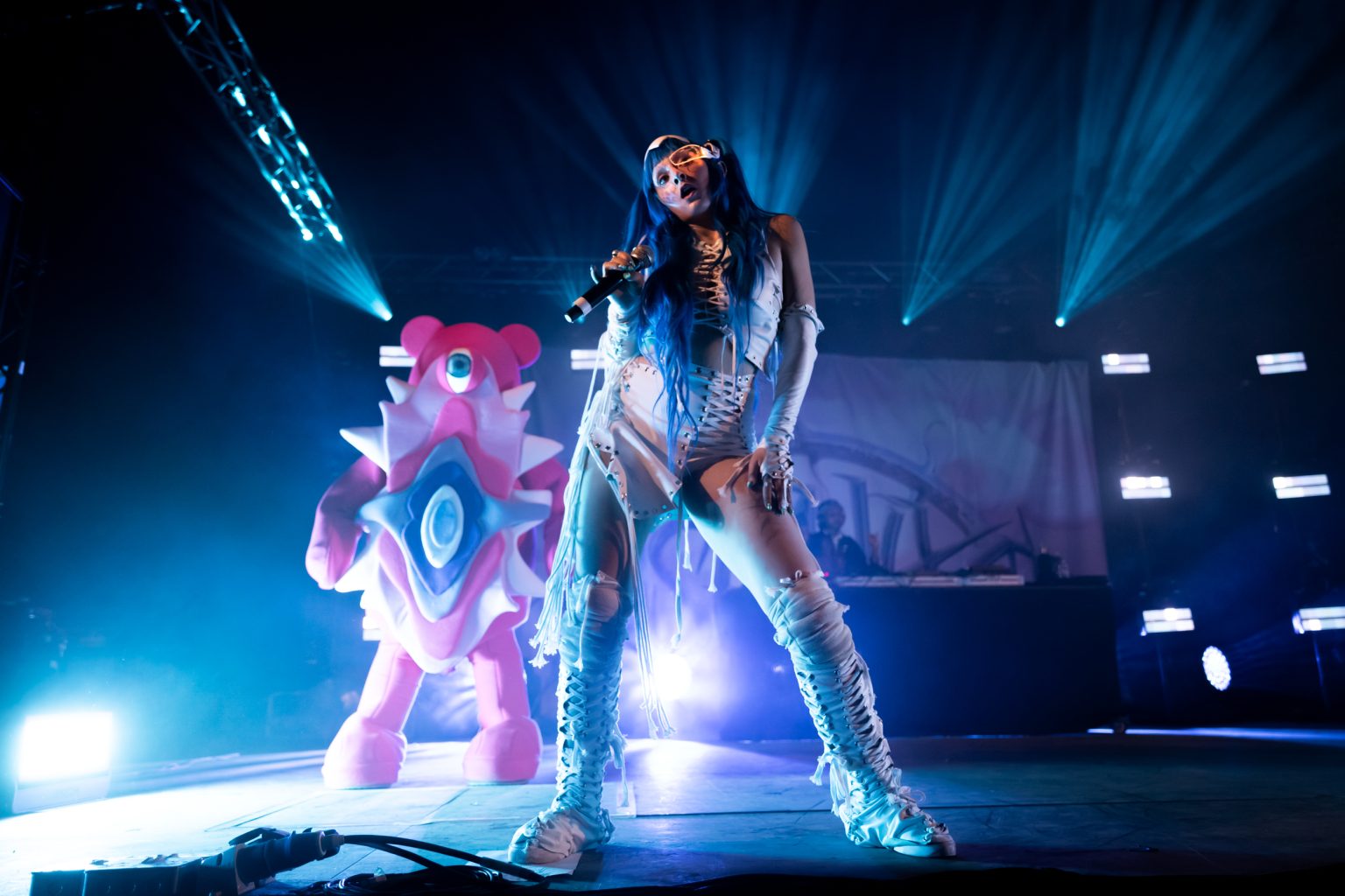 Ashnikko is about to drop two new tracks, 'Panic Attacks in Paradise