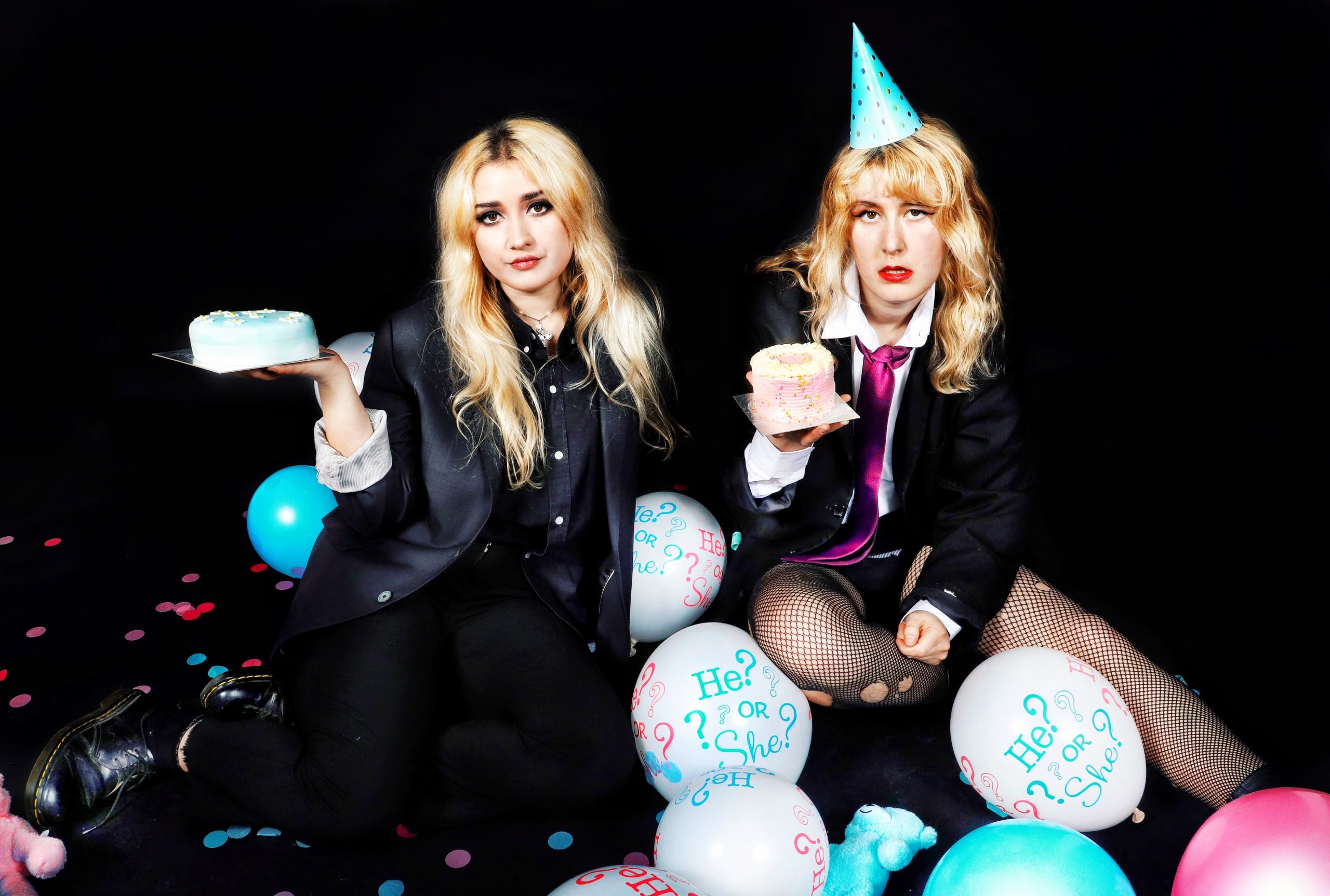 Lambrini Girls: "It's extremely important that political bands still exist in the mainstream"