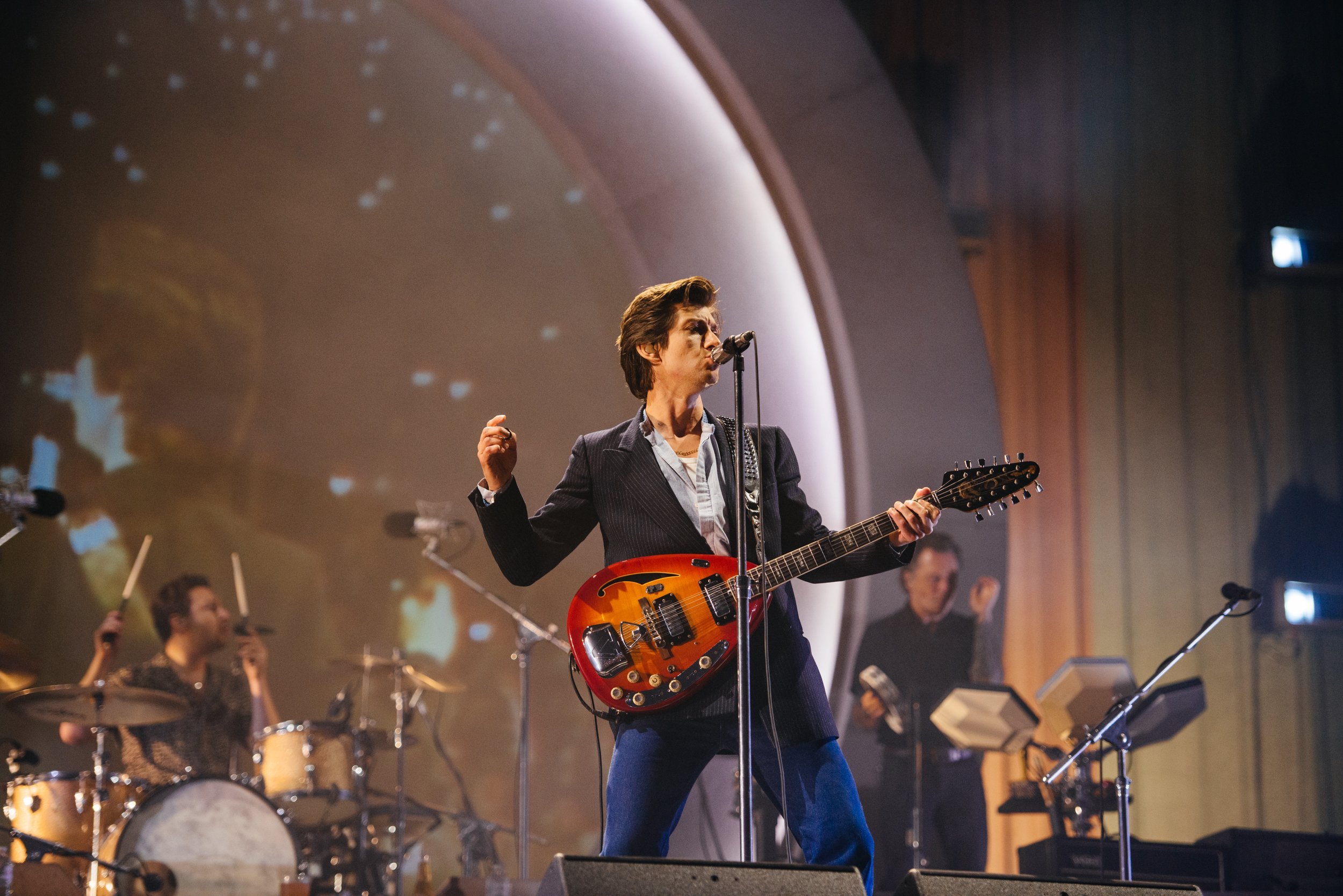 Wolf Alice stake their claim as Arctic Monkeys, Bring Me The Horizon and more mark a big second day at Reading 2022