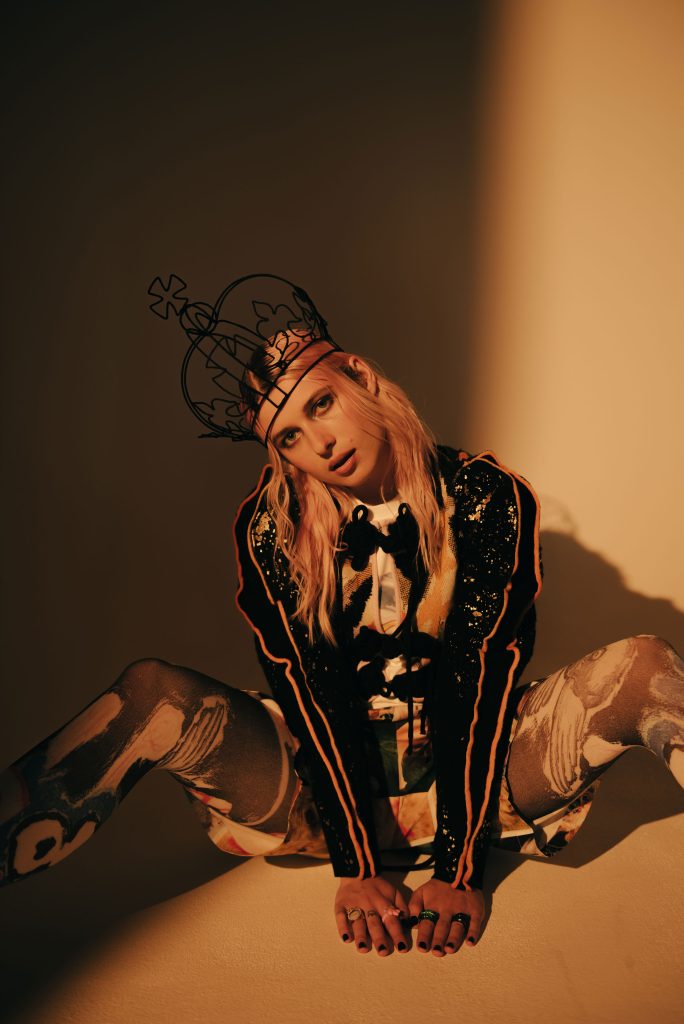 Baby Queen: Reign on me