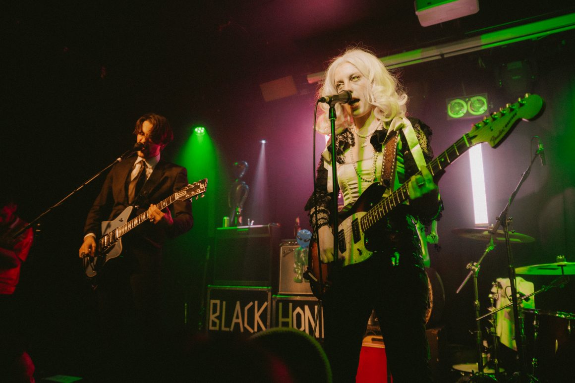 Black Honey and King No-One bring a spooktactuar show to our Halloween party Night of the Living Dork Black Honey and King No-One bring a spooktactuar show to our Halloween party Night of the Living Dork
