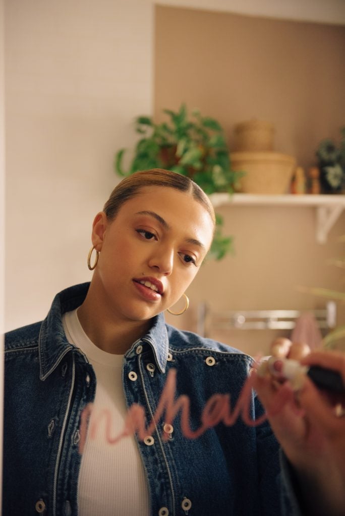 Mahalia: "I want people to understand my world" Mahalia: "I want people to understand my world"