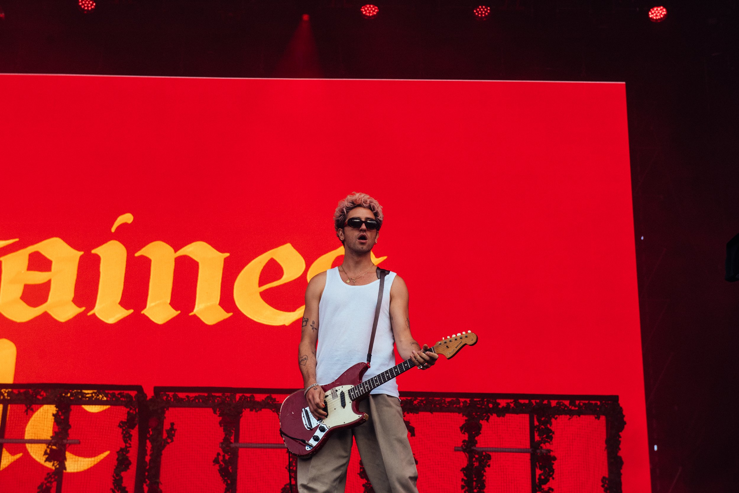 Wolf Alice stake their claim as Arctic Monkeys, Bring Me The Horizon and more mark a big second day at Reading 2022