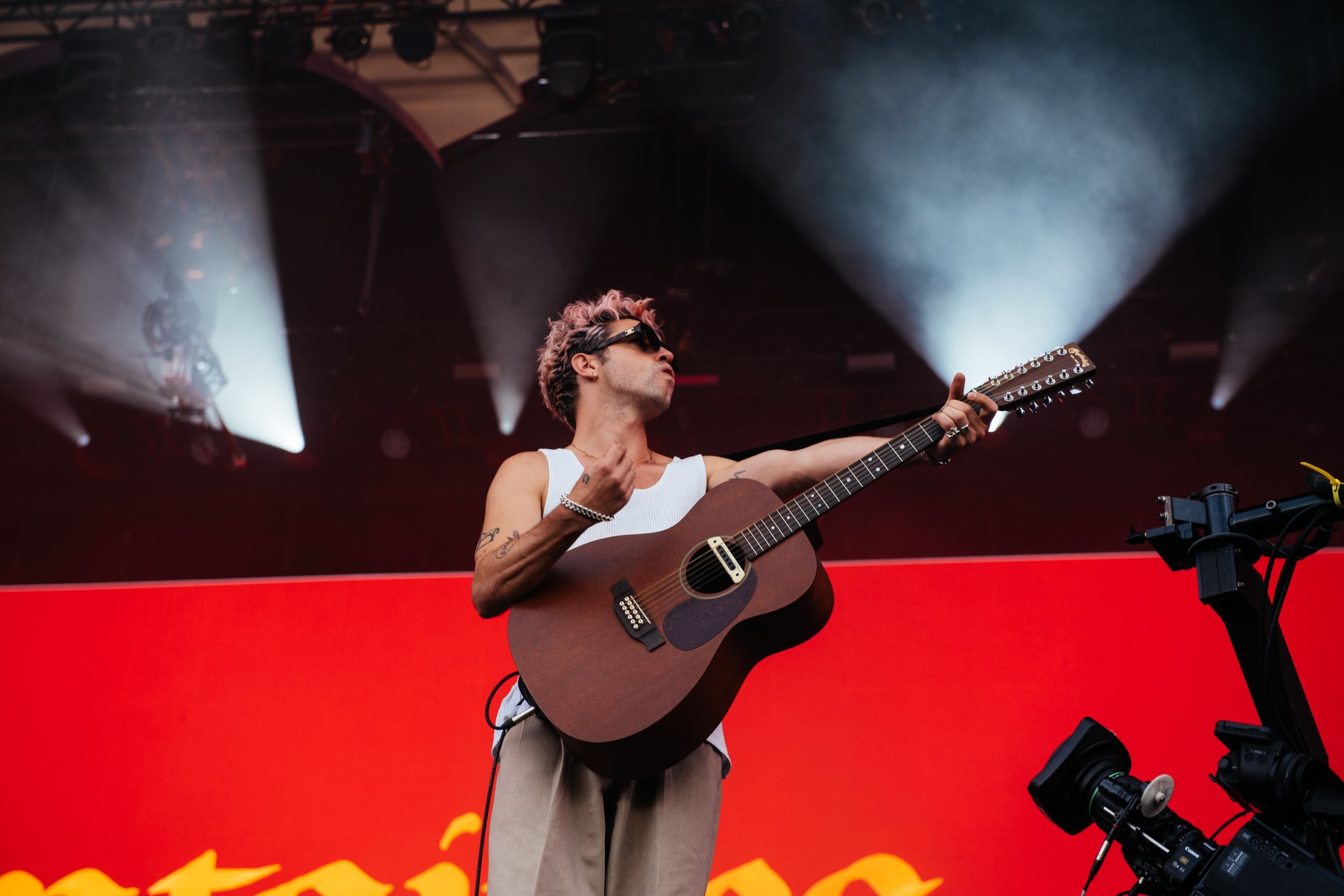 Wolf Alice stake their claim as Arctic Monkeys, Bring Me The Horizon and more mark a big second day at Reading 2022