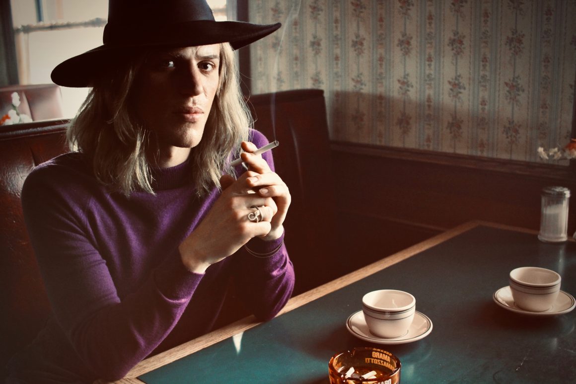 Johnny Flynn: Starman Johnny Flynn: Starman