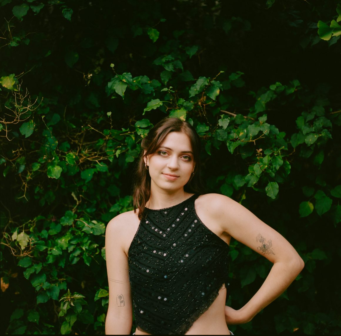 Lizzy McAlpine: “I’m a little scared, but I’m speaking my truth”