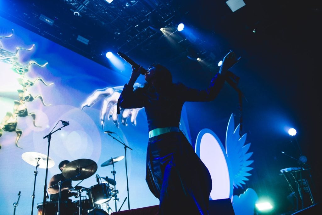 Magdalena Bay bring to life the bonkers story of 'Imaginal Disk' at London's HERE at Outernet