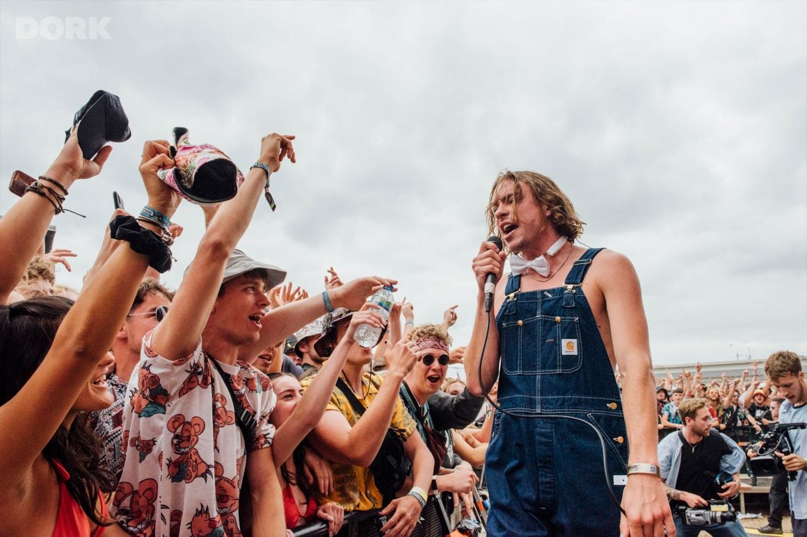 Insert your own 'Sports Team are full of hot air' jokes, as the self-proclaimed 'best live band in the world' prove they've got what it takes for a Main Stage slot at Reading 2021