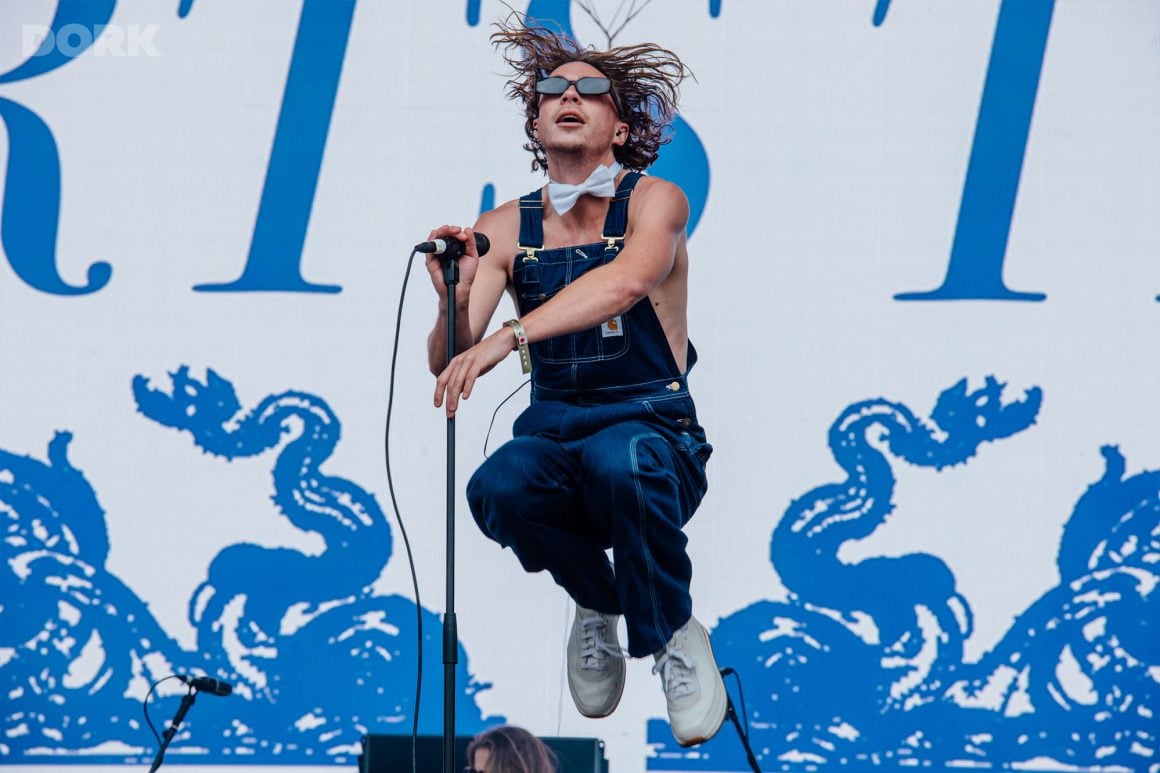 Insert your own 'Sports Team are full of hot air' jokes, as the self-proclaimed 'best live band in the world' prove they've got what it takes for a Main Stage slot at Reading 2021