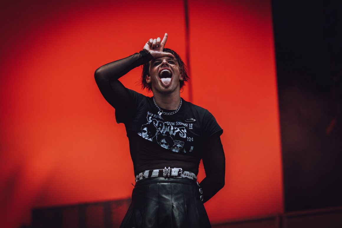 Wolf Alice might well be Britain's best band right now, but they're still on the rise on the final day of Reading 2021