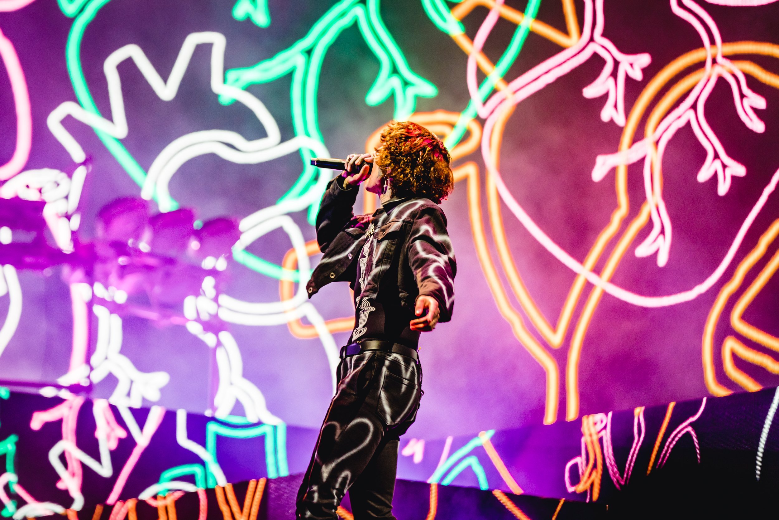 Wolf Alice stake their claim as Arctic Monkeys, Bring Me The Horizon and more mark a big second day at Reading 2022