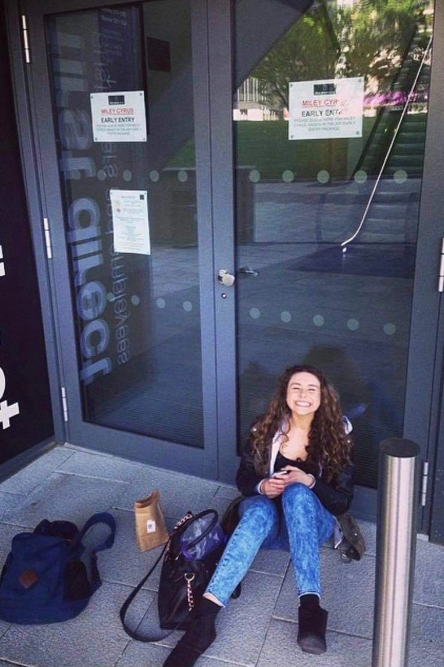 10 reasons to stan Miley Cyrus by pop newcomer Lucy Deakin