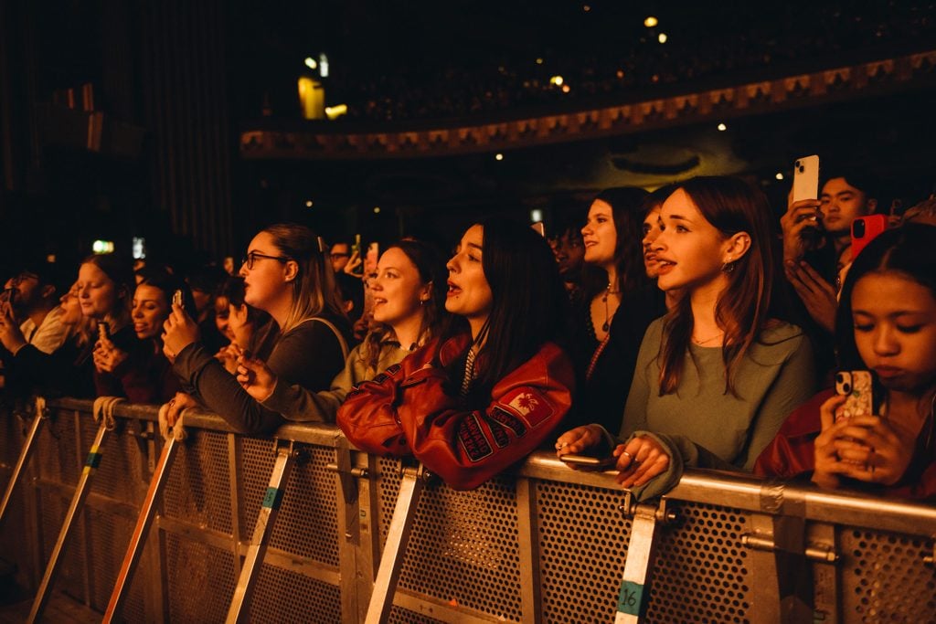 Clairo's night at London’s Eventim Apollo is a masterclass in how to make a sit-down show not boring