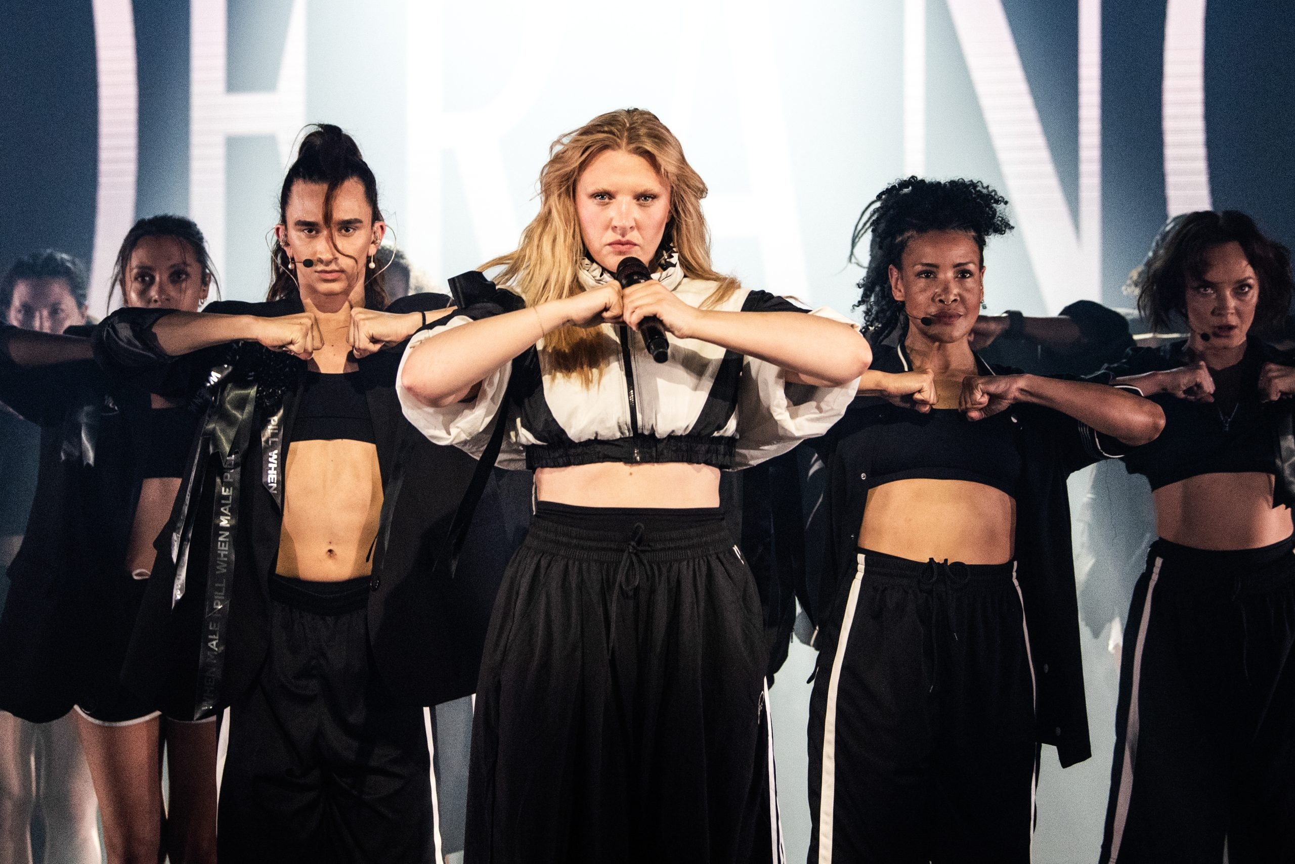 Self Esteem debuts new album 'A Complicated Woman' at London theatrical show - watch Self Esteem debuts new album 'A Complicated Woman' at London theatrical show - watch