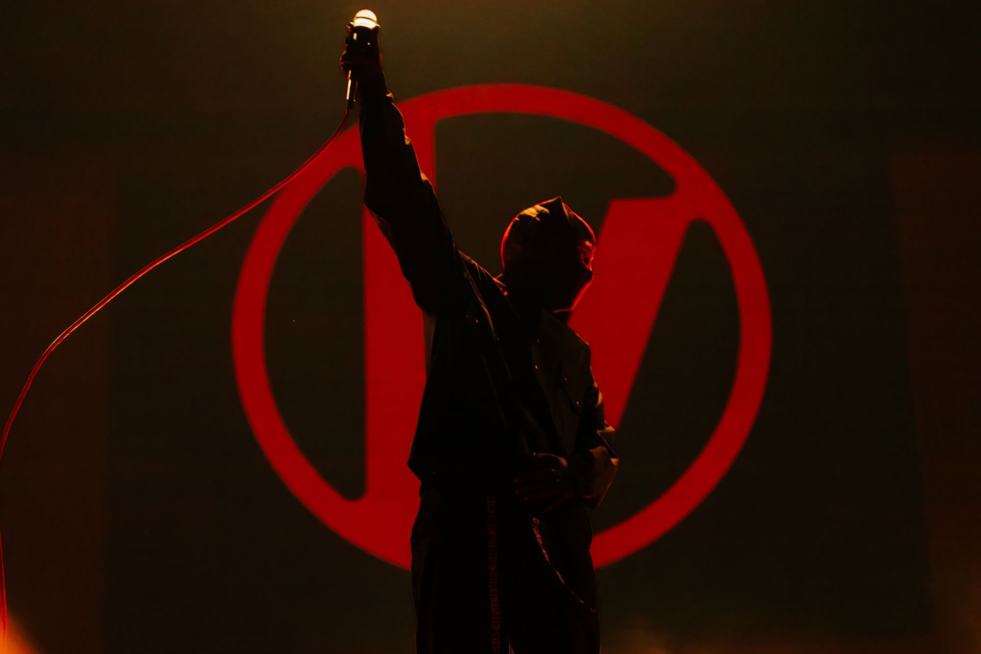 Twenty One Pilots transform London's O2 Arena into a dystopian theatre of rebellion