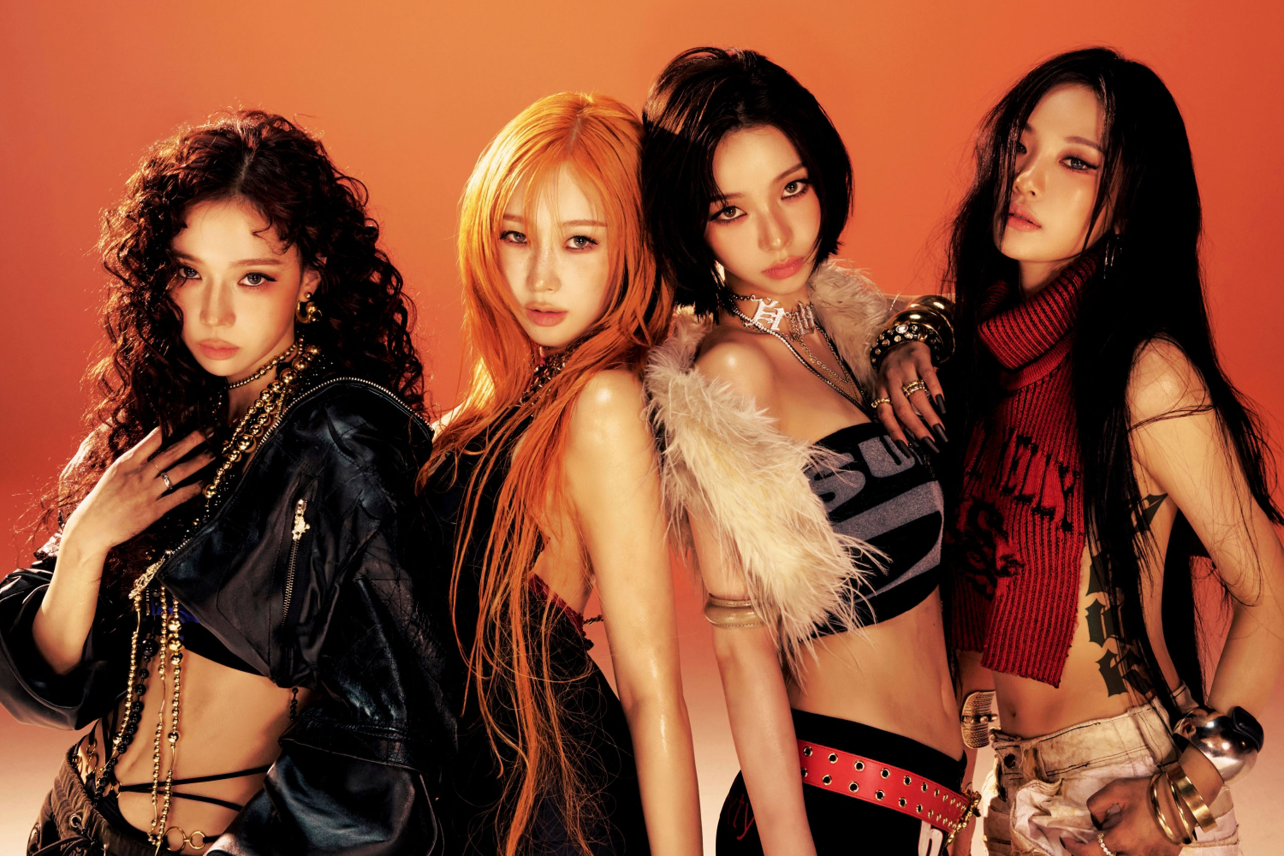 Single Album DIRTY CREW RING Ver/QR Ring Necklace 5 Card