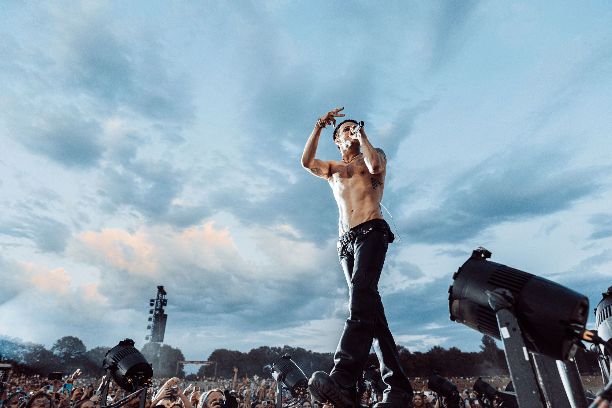 Blud, sweat and tears: Yungblud goes all in Blud, sweat and tears: Yungblud goes all in