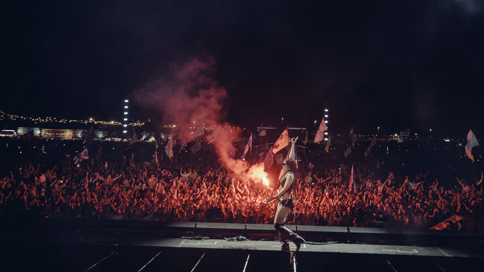 Charli xcx transforms Glastonbury 2025 into her own rave Charli xcx transforms Glastonbury 2025 into her own rave