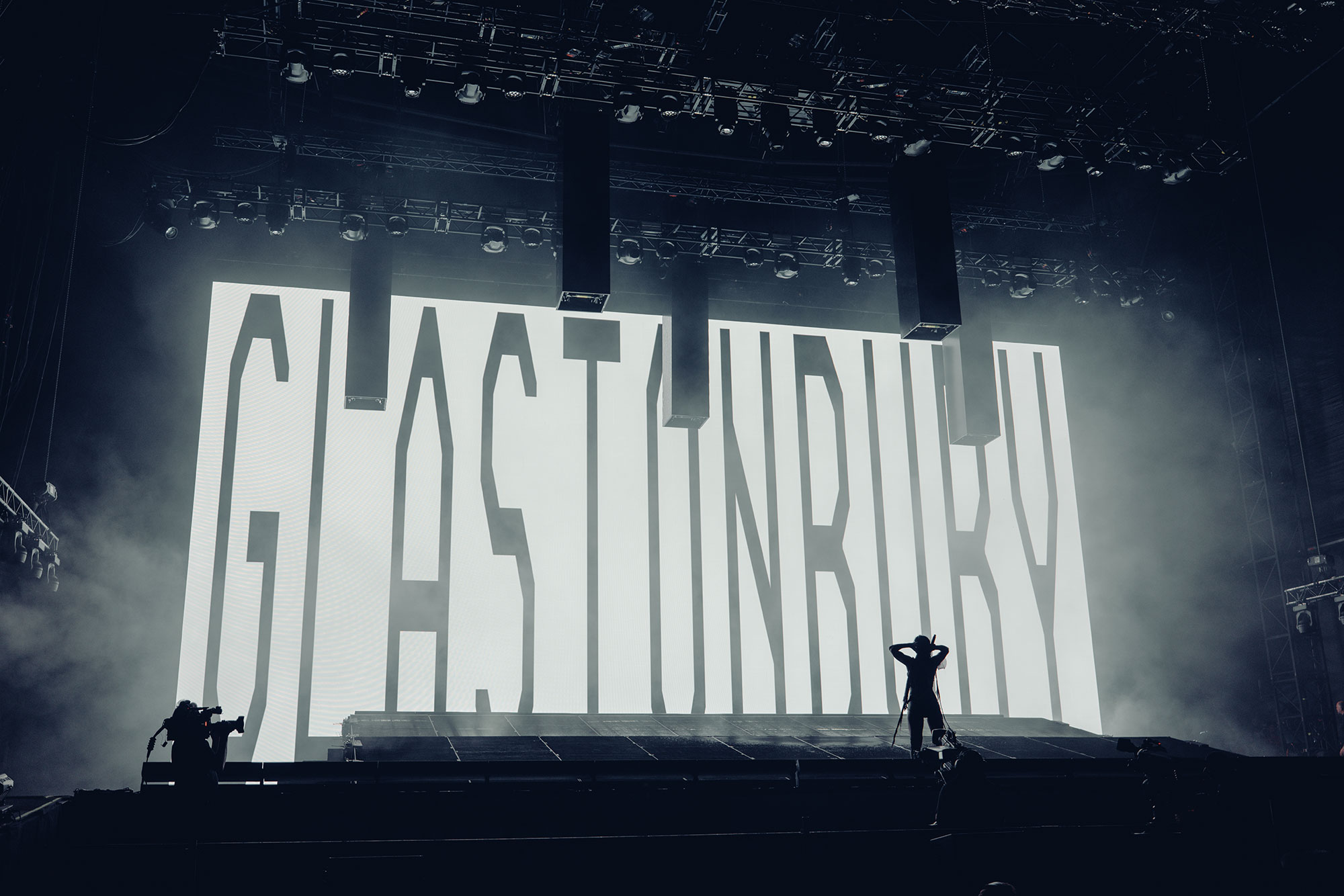Charli xcx transforms Glastonbury 2025 into her own rave Charli xcx transforms Glastonbury 2025 into her own rave